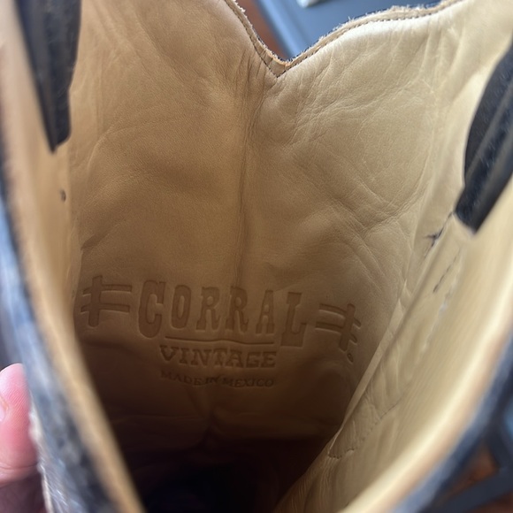 Corral Vintage Black Beetle and White Laser Inlay Western Boots A1965 Size 7M - Picture 12 of 12